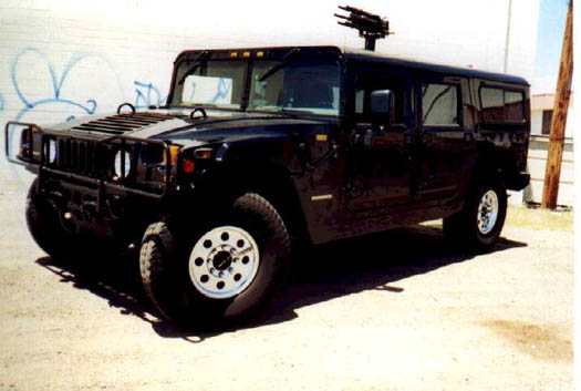 cars - hummer black wit guns.jpg
